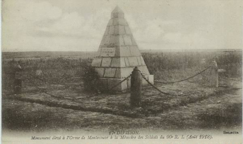 Le monument en 1918