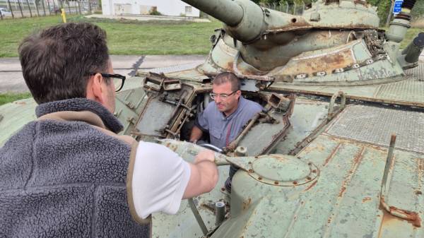 Installing the steering wheel, kept in our reserves